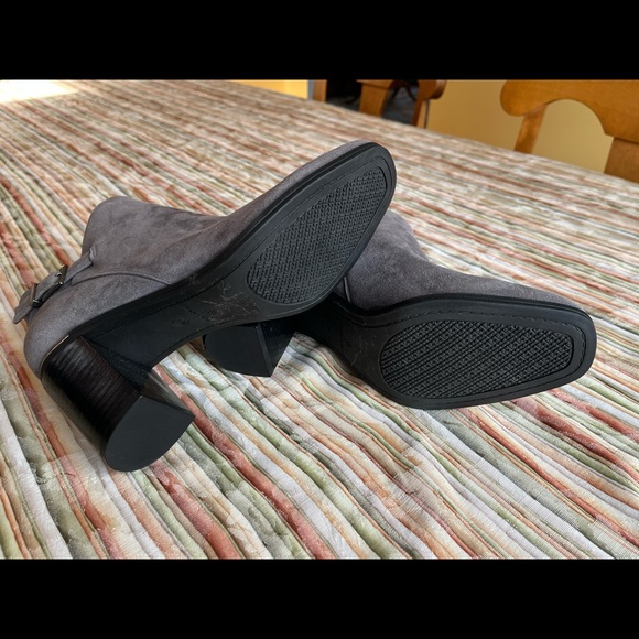 Bandolino Womens shoes - Picture 4 of 5